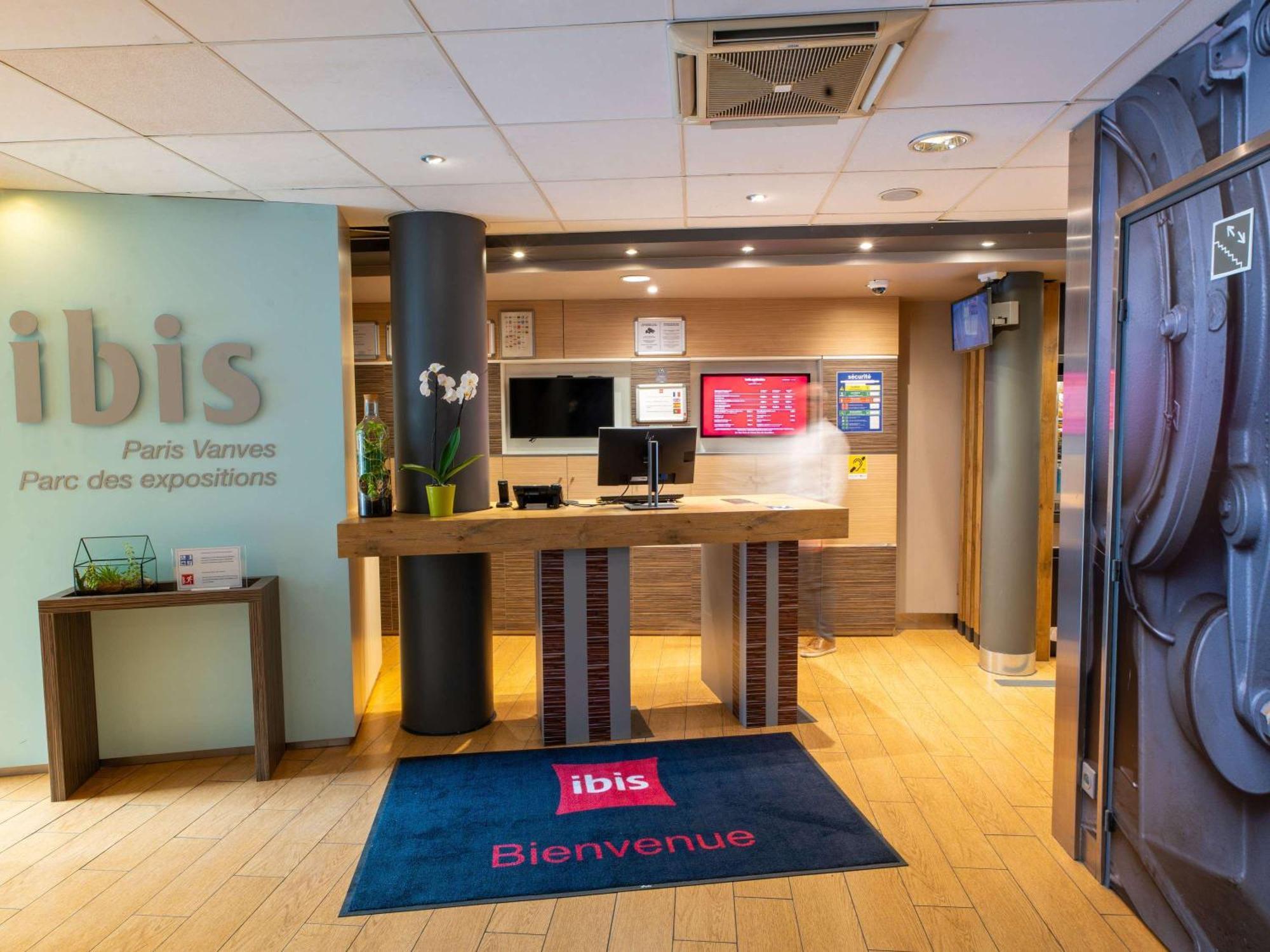 Ibis Paris Vanves Parc Des Expositions Exterior foto